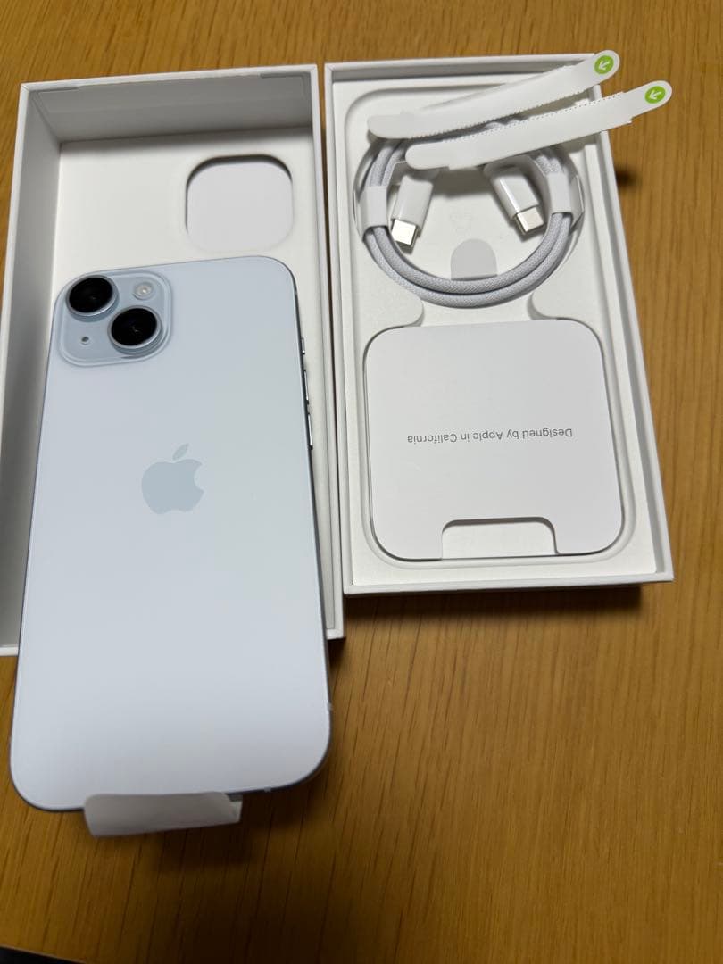 Apple iPhone 15 ブルー 本体 256