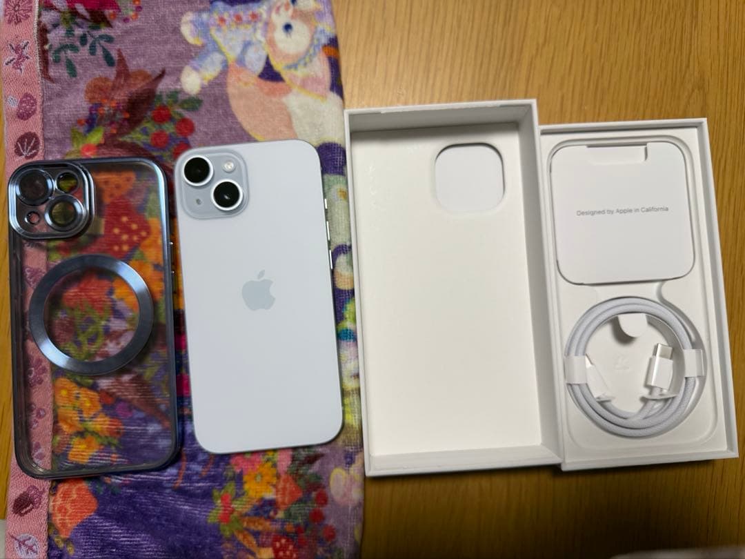 Apple iPhone 15 ブルー 本体 256