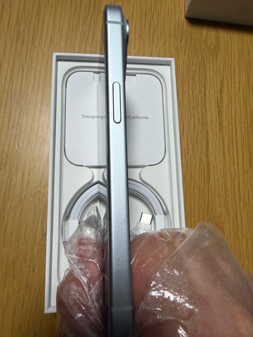 Apple iPhone 15 ブルー 本体 256