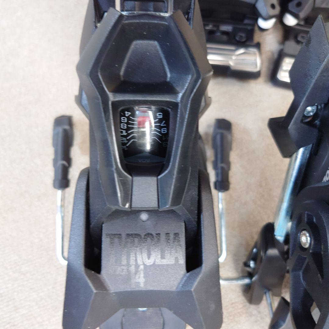 【訳あり】チロリアビンディングATTACK14 ワイドブレーキ パウダースキー用