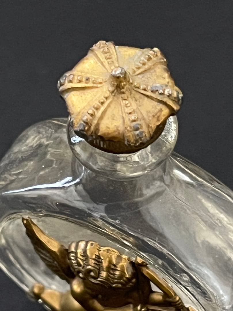 ୨*୧様 アンティークヴィンテージ 香水瓶天使キューピッド 真鍮装飾 ガラスボト