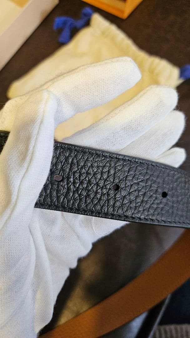 LOUIS VUITTON リバーシブル ベルト サンチュール・イニシャル