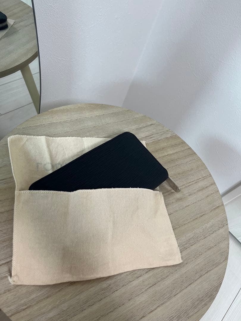 LOUIS VUITTON エピ ジッピーウォレット M61857長財布