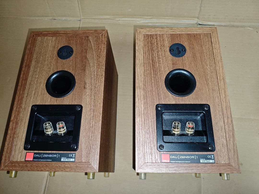 DALI ZENSOR1ブックシェルフスピーカー