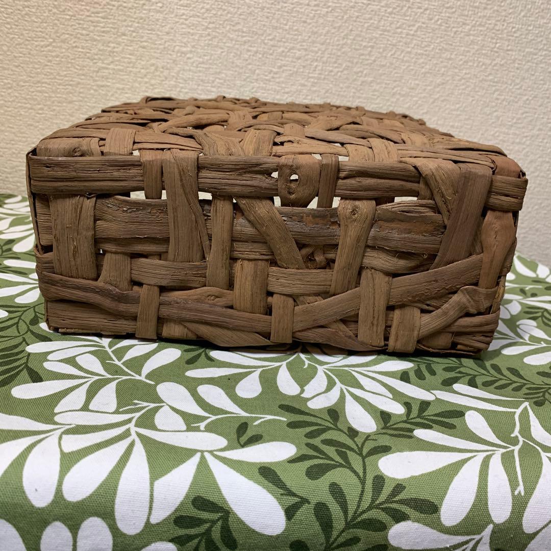 岩手県産山葡萄　カゴ