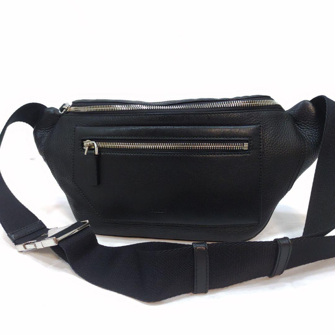 【美品】バリー ボディバッグ ウエストポーチ レザー ブラック