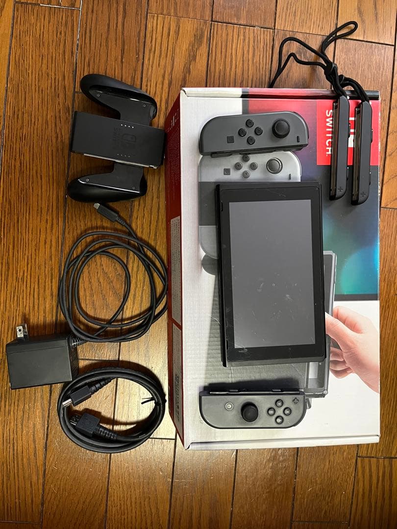 Nintendo Switch 本体と付属品セット（ケースとコントローラーおまけ