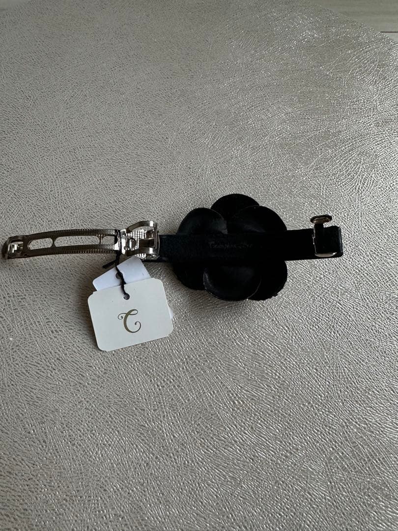 新品未使用　ComplexBizコンプレックスビズスワロフスキー　バレッタ