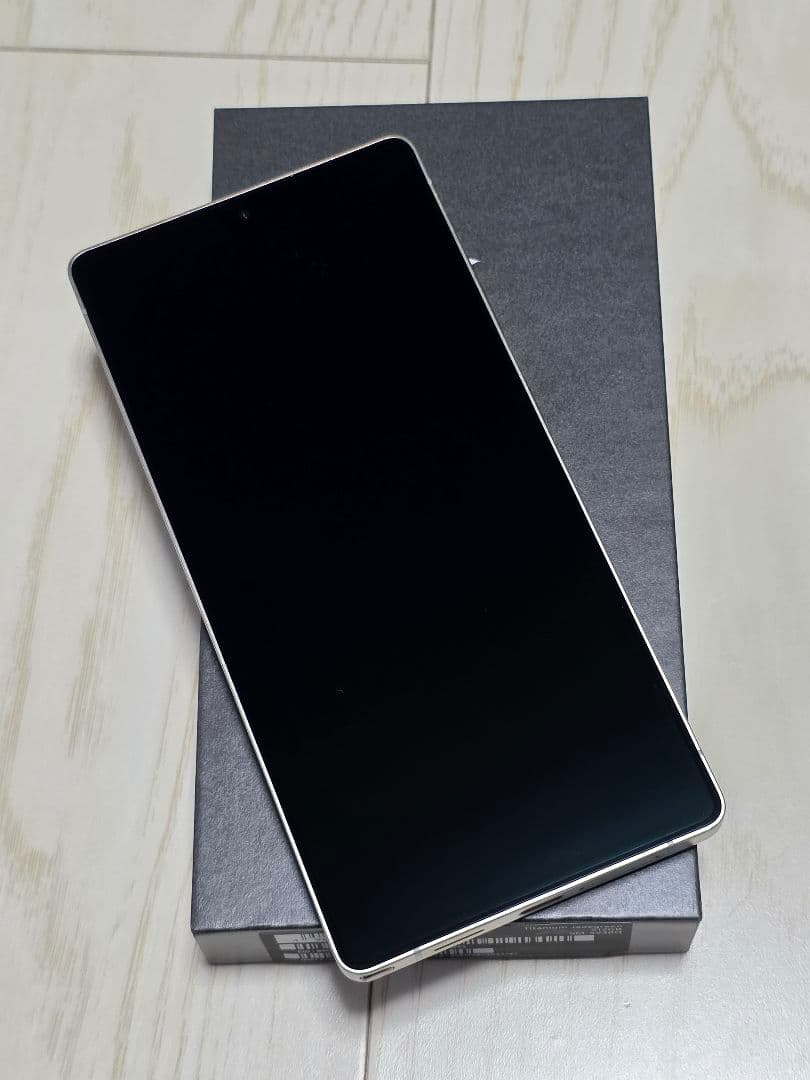 メタモンもどき Galaxys25ultra 512GBグリーン