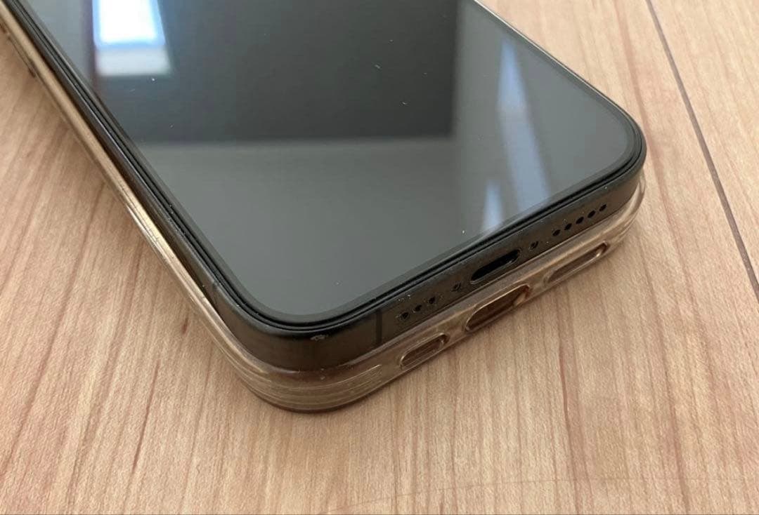 iPhone15pro ブラックチタニウム256GBSIMフリー