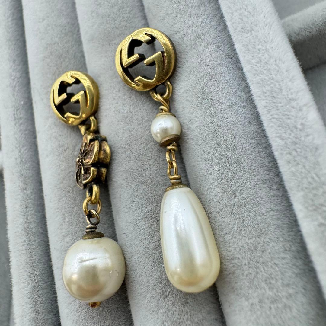 【人気】GUCCI インターロッキングG ピアス　パール　フラワー　ゴールド