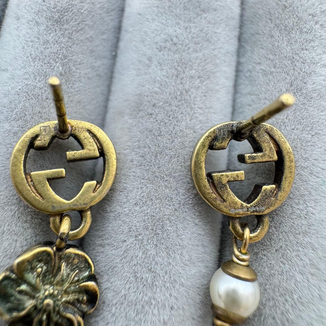 【人気】GUCCI インターロッキングG ピアス　パール　フラワー　ゴールド