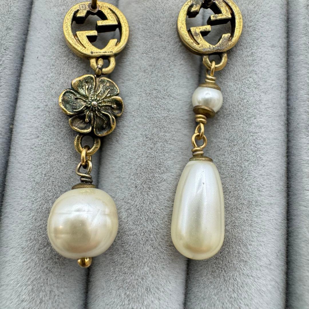 【人気】GUCCI インターロッキングG ピアス　パール　フラワー　ゴールド