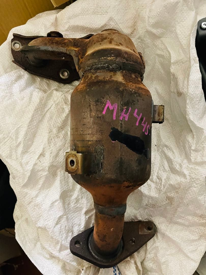 佑*護様 MH44S- 触媒