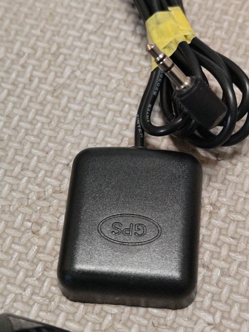 BALUCE ドライブレコーダー デジタルインナーミラー配線付きシガー電源。