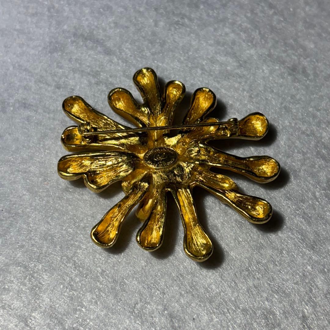 p*e様 CHRISTIAN LACROIX クリスチャンラクロワ　イソギンチャ