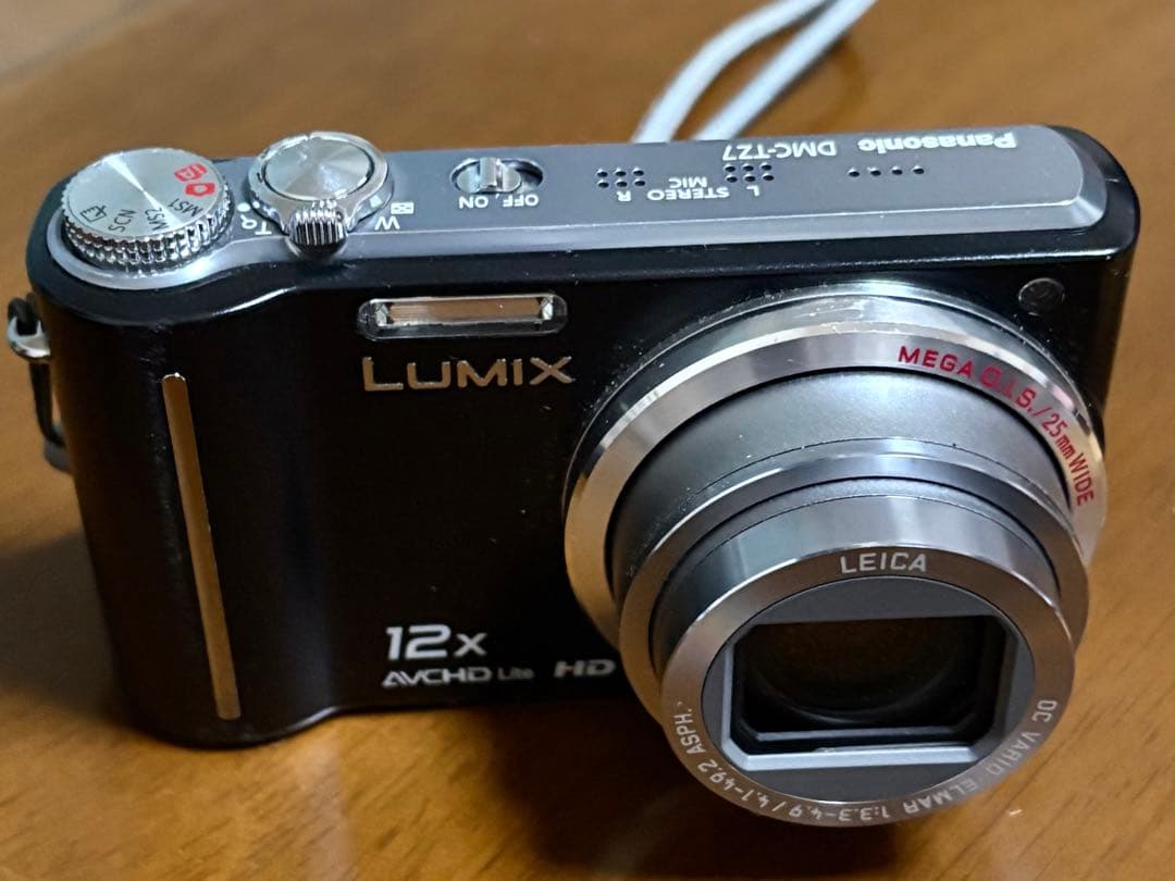 Panasonic DMC-FZ7 コンパクトデジタルカメラ