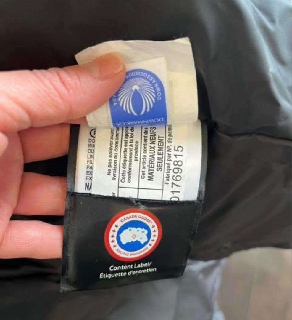 カナダグース ダウンジャケット S サイズ