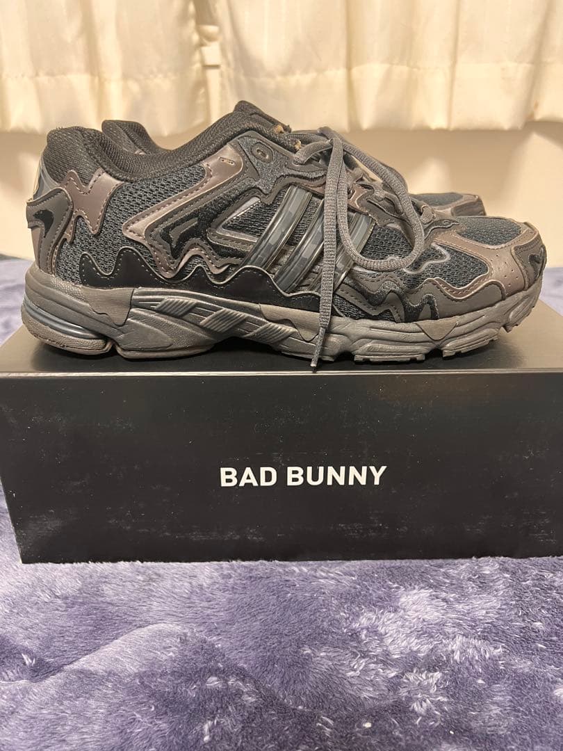 adidas Bad Bunny スニーカー ブラック