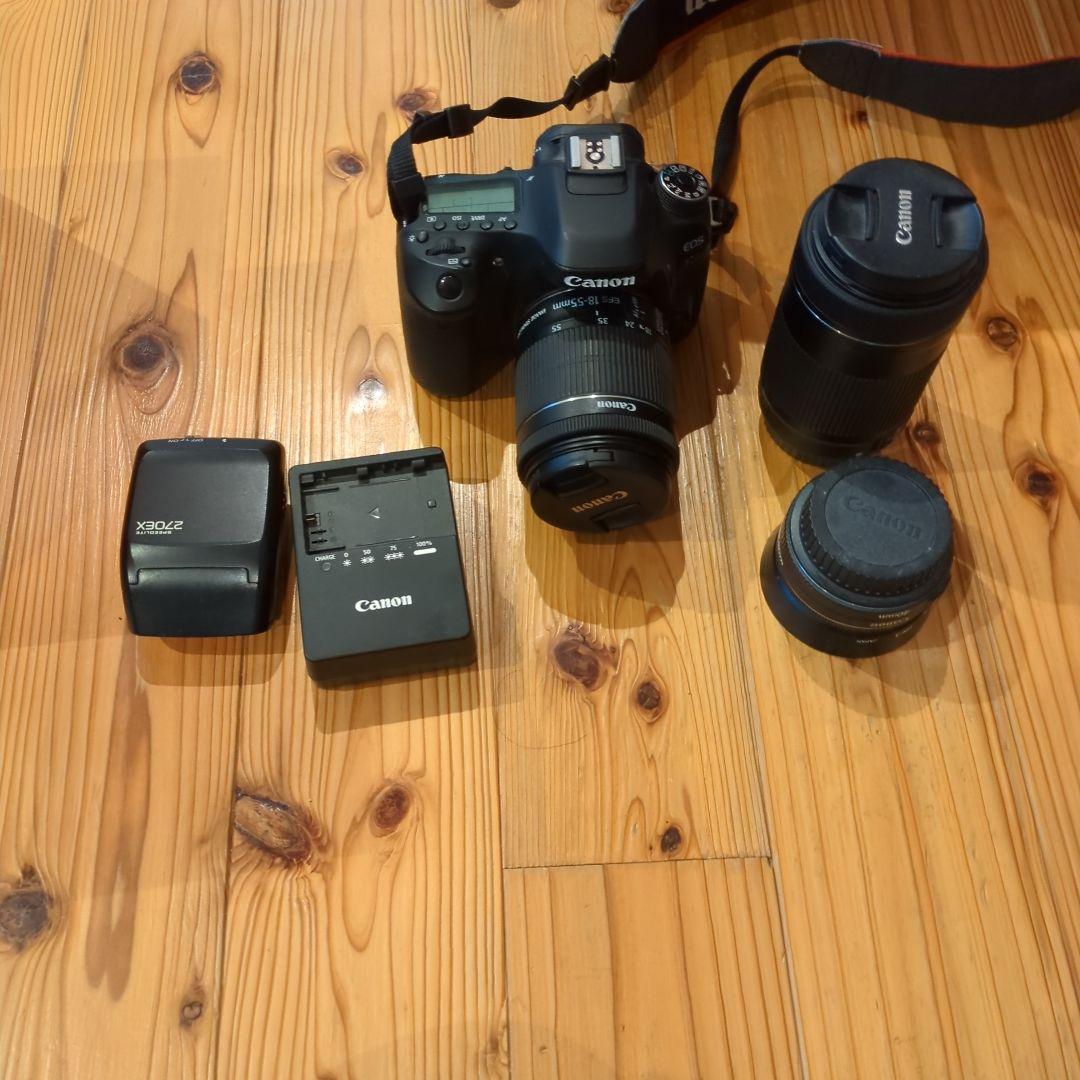 キャノンEOS 80D ダブルズームキット　他