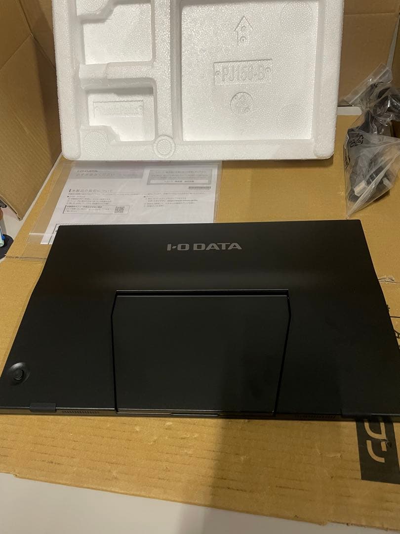 IODATA モバイルモニター 15.6インチ EX-YC162H
