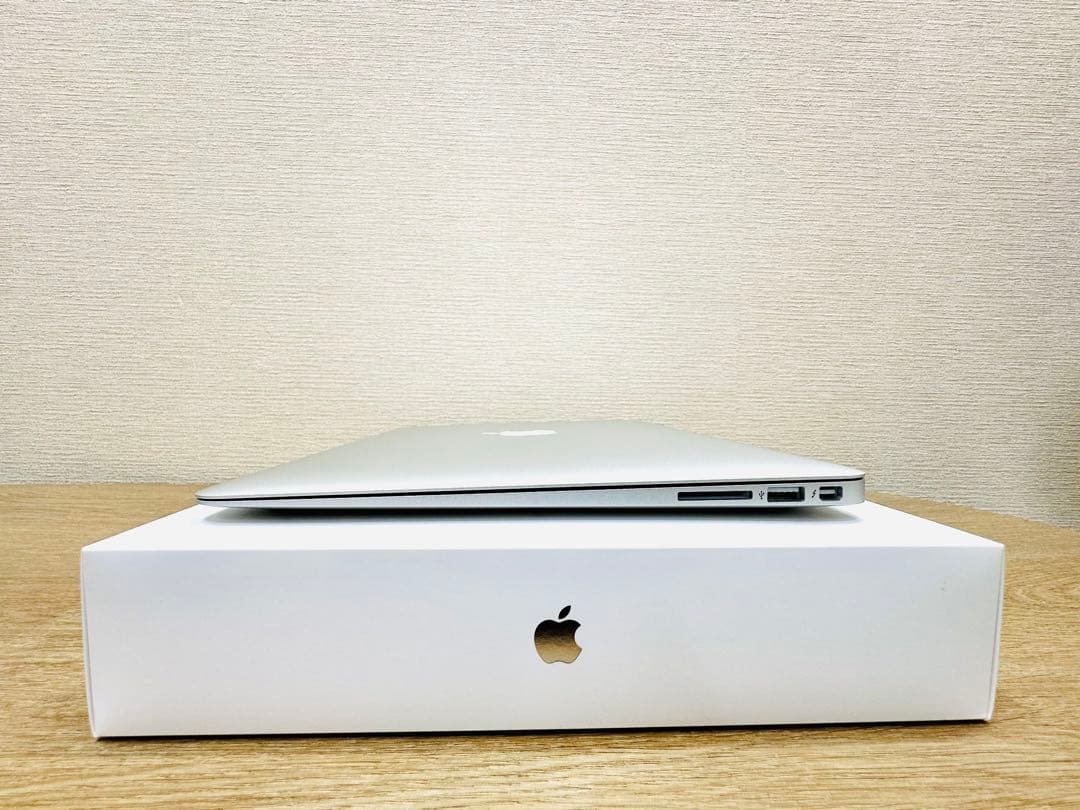 美品MacBook Air i7 【2022年MacOS】1TB／Office付