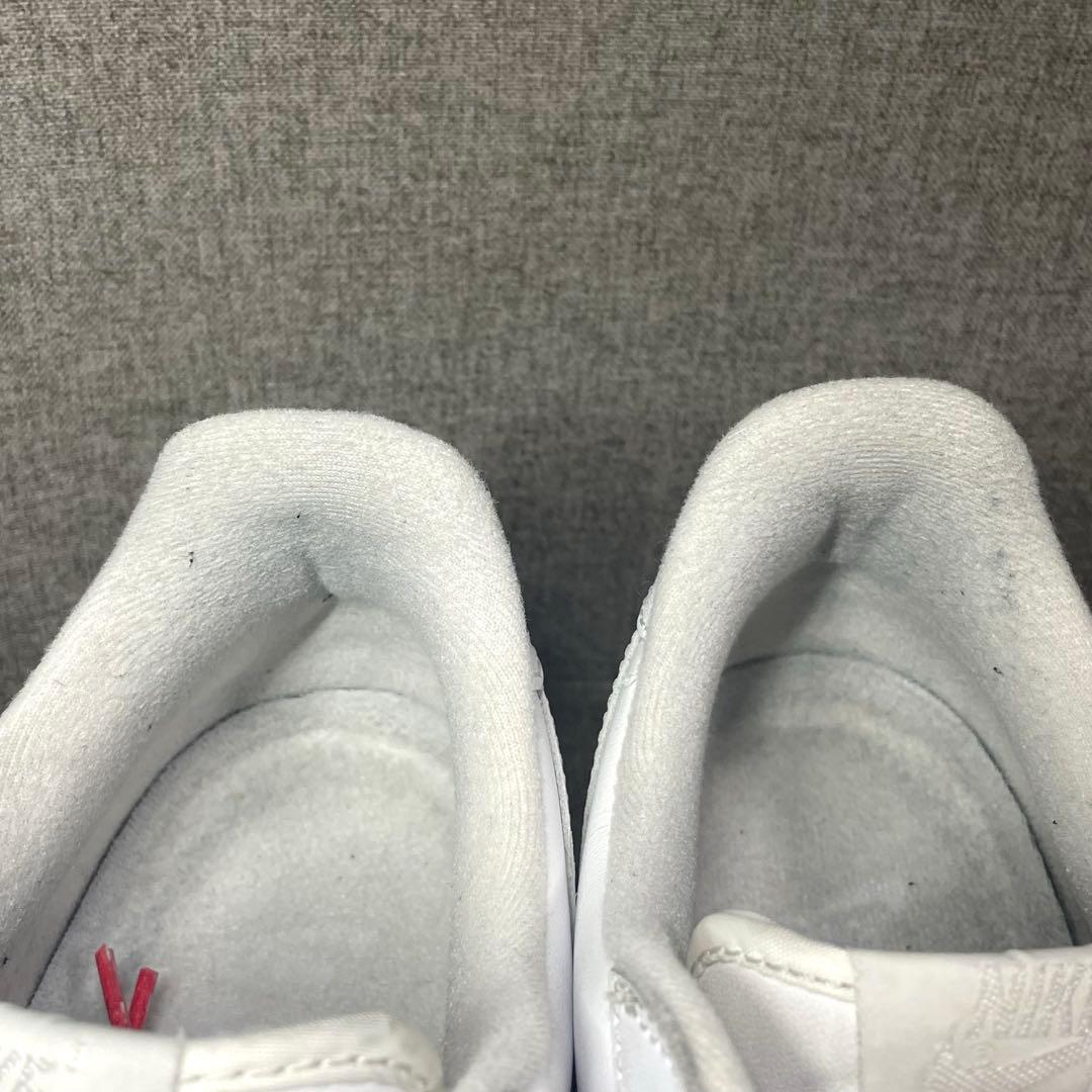 Supreme × Nike Air Force 1 ホワイト　シュプフォース