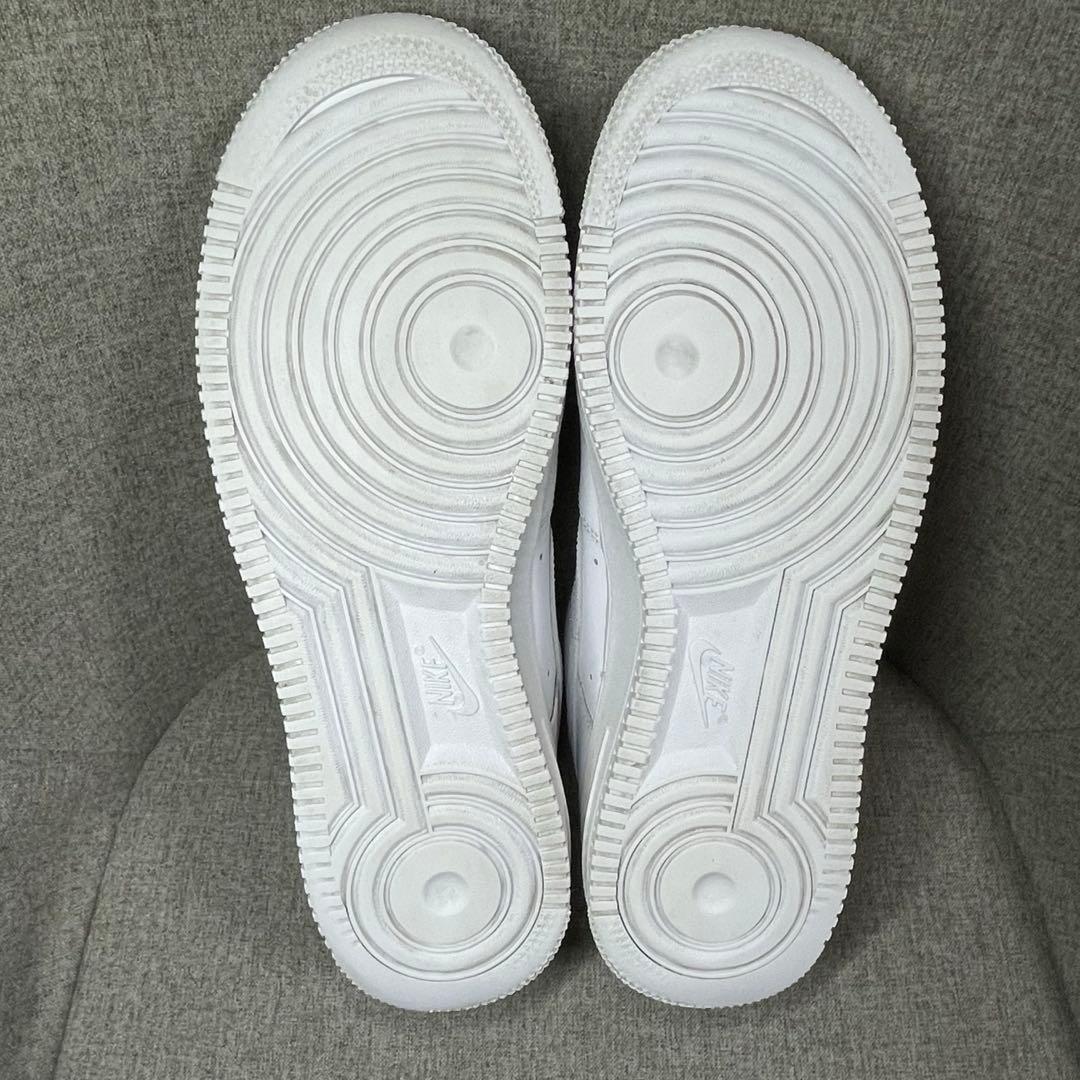 Supreme × Nike Air Force 1 ホワイト　シュプフォース