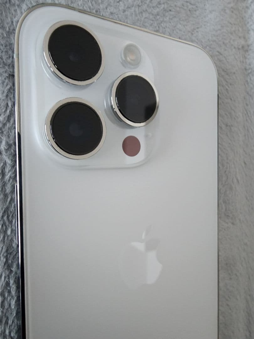 さ*う様 Apple iPhone 14 Pro シルバー 256GB SIMフ