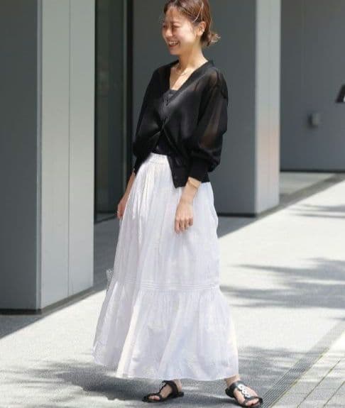 【新品未使用】コットンボイルエンブロイダーティアードスカート