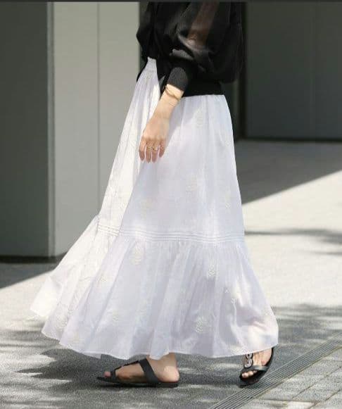 【新品未使用】コットンボイルエンブロイダーティアードスカート