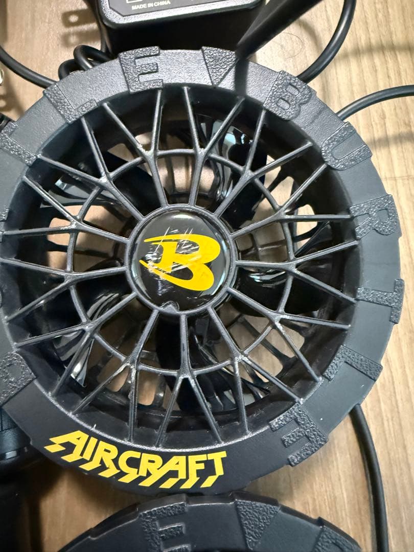 BURTLE AIRCRAFT 24V Li-ion バッテリー ファン4個