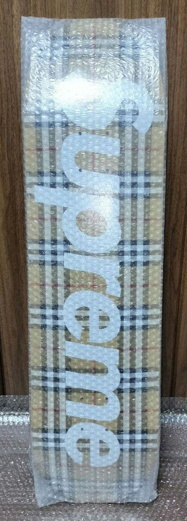 新品未開封【シュプリーム×バーバリー】Supreme チェック柄デッキ スケボー