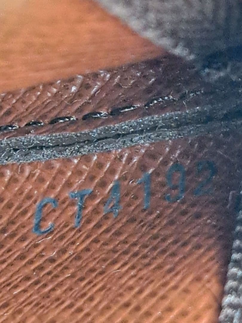 LOUISVUITTON ルイヴィトン　ポシェットクレ　ケース　極美品