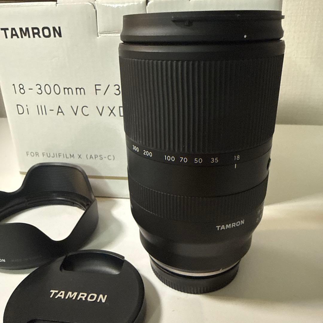 タムロン 18-300mmズームレンズ Xマウント