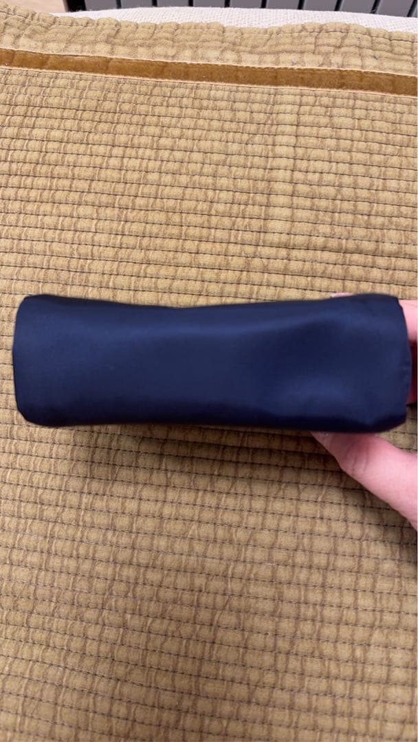 PRADAマイクロ Re-Nylon ポーチ カラーバルティックブルー