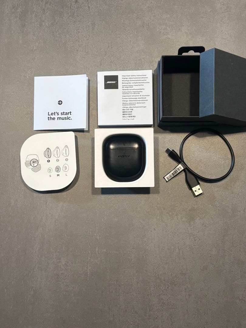 BOSE QC Earbuds Ⅱ ワイヤレスイヤホン　　　　Bo111