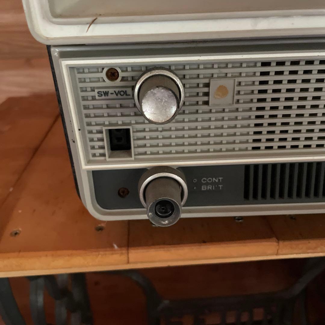 national 真空管　テレビ KU-220？