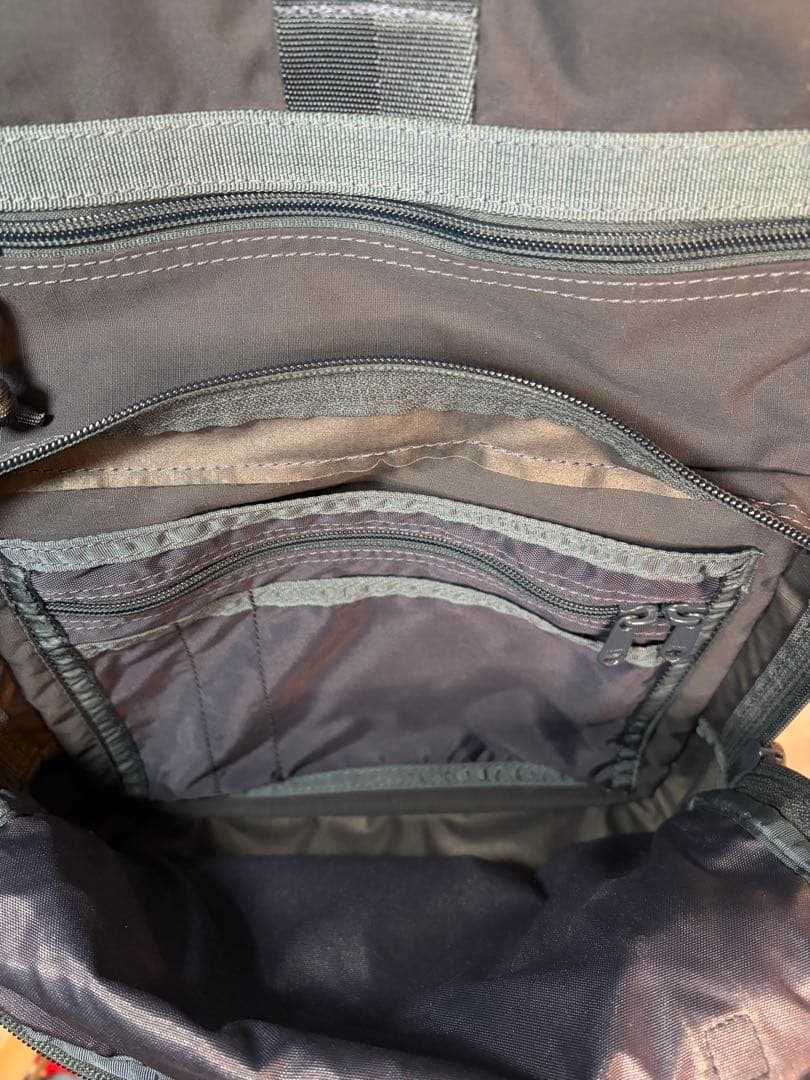 【美品】BRIEFING SLIM PACK MW GENII NAVY