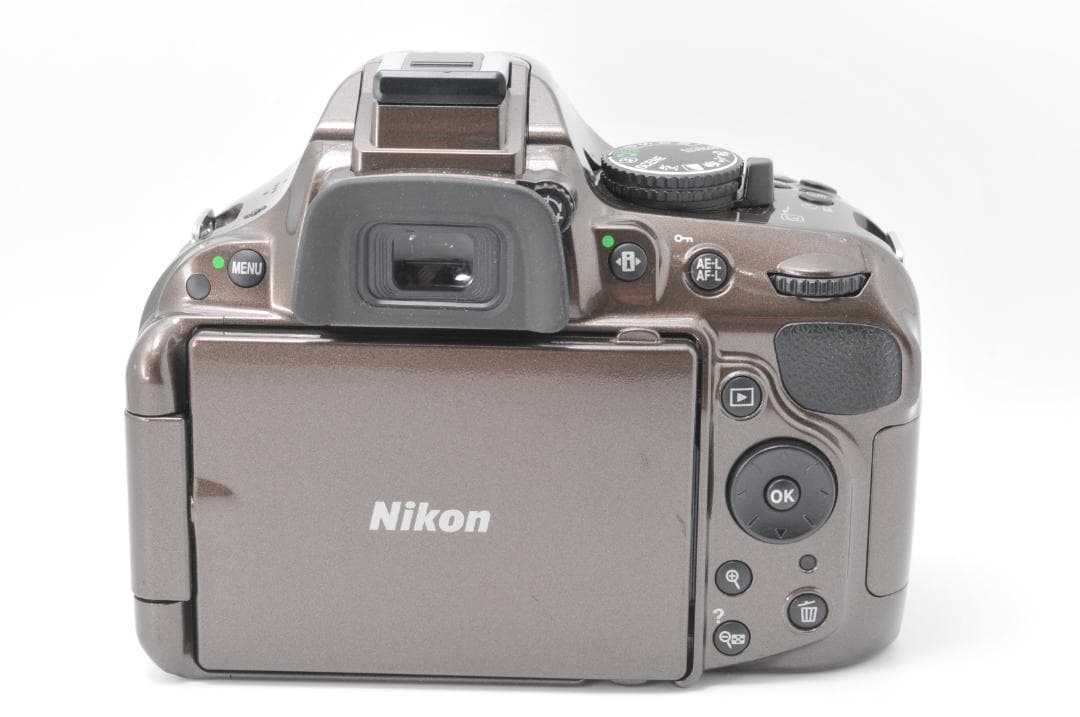 希少カラー ♥️ スマホ転送 ♥️ Nikon D5200 ♥️ 一眼レフカメラ