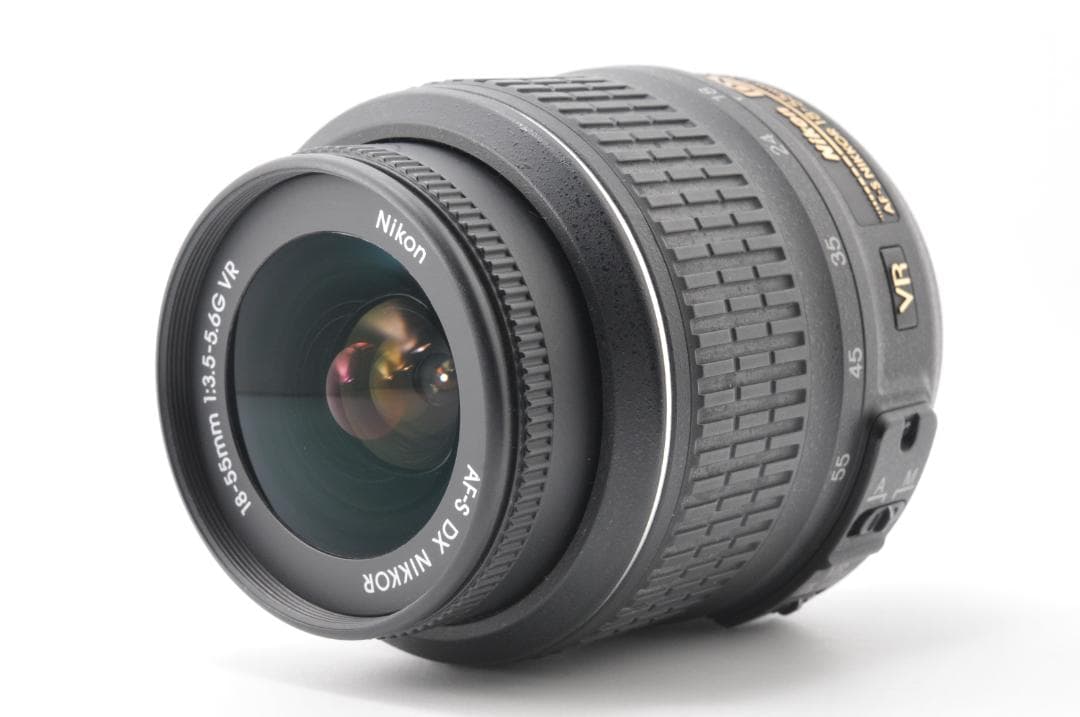 希少カラー ♥️ スマホ転送 ♥️ Nikon D5200 ♥️ 一眼レフカメラ