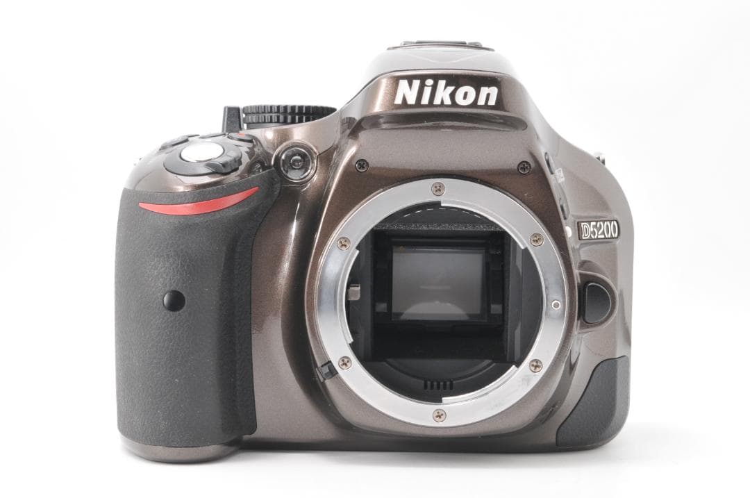希少カラー ♥️ スマホ転送 ♥️ Nikon D5200 ♥️ 一眼レフカメラ