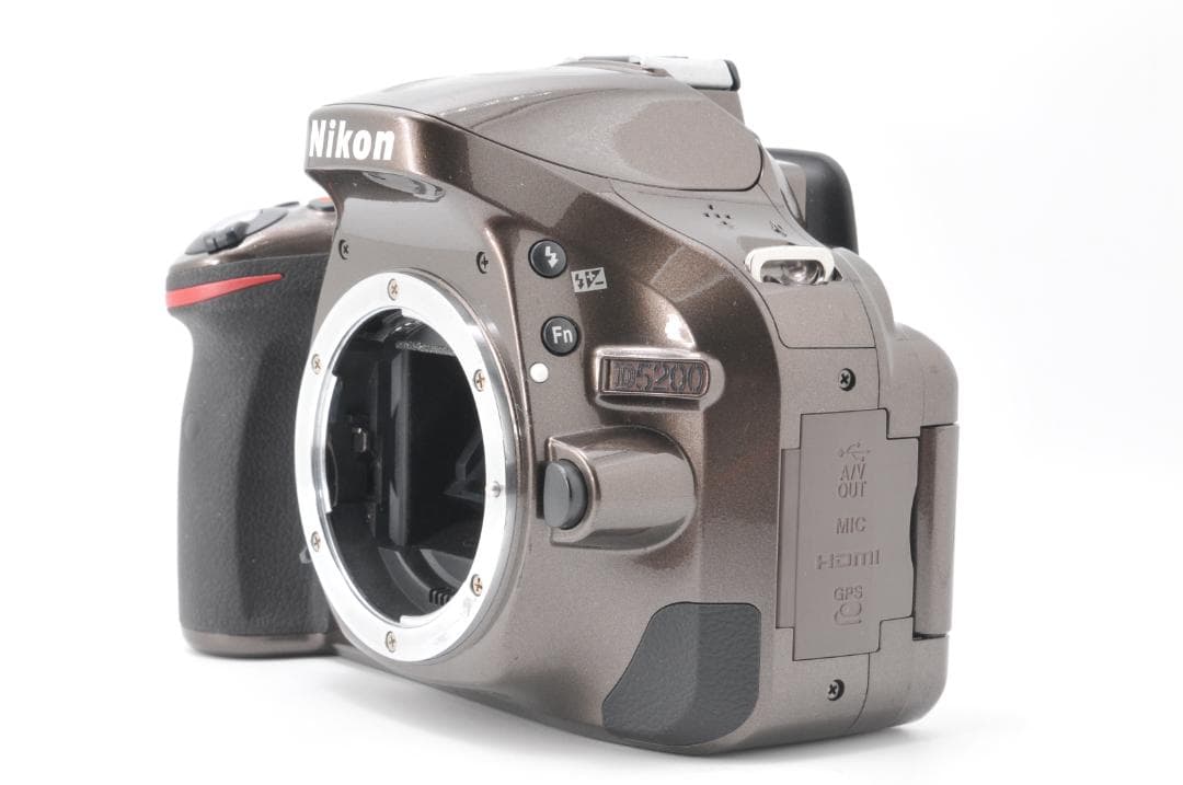 希少カラー ♥️ スマホ転送 ♥️ Nikon D5200 ♥️ 一眼レフカメラ