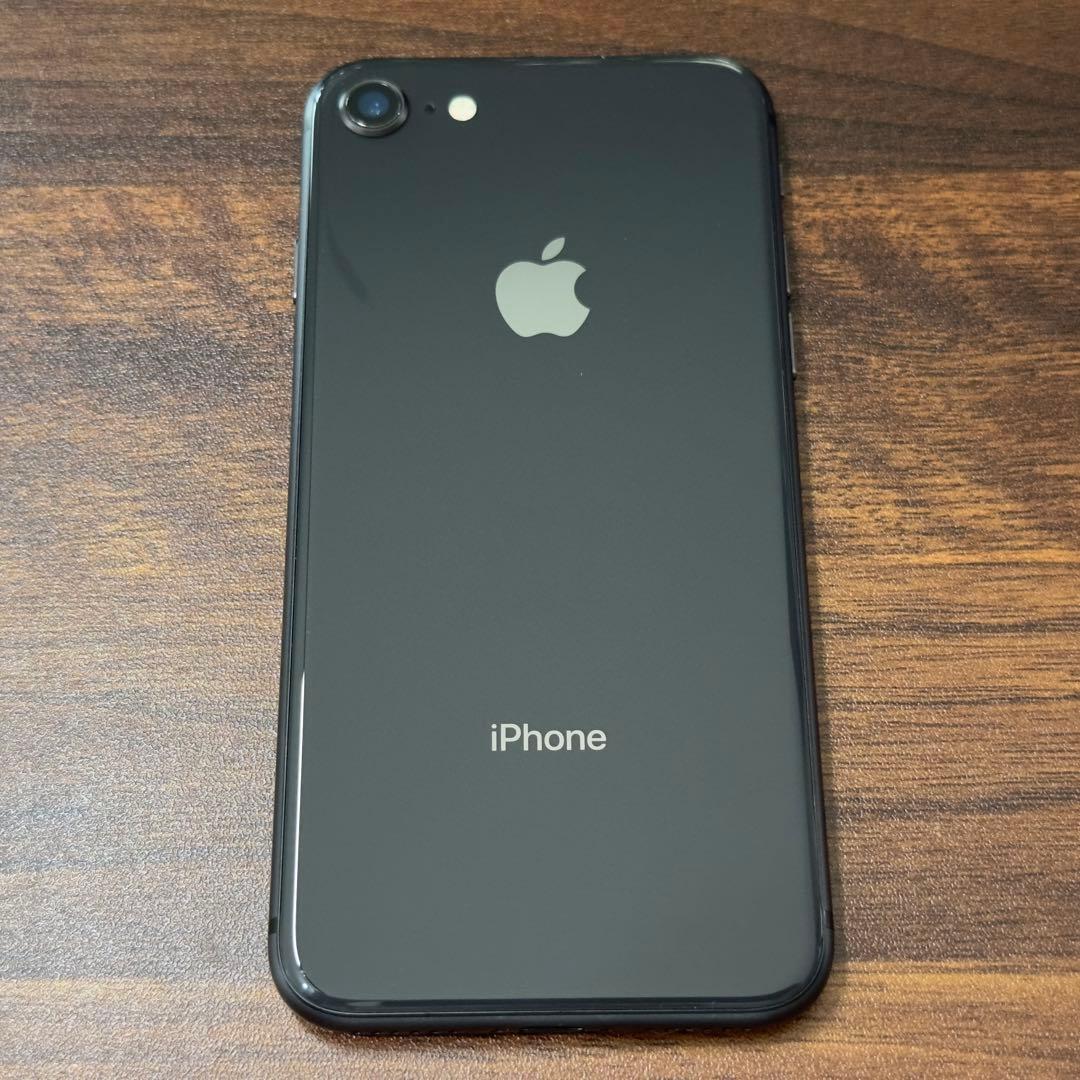 iPhone 8 64GB スペースグレイ SIMフリー バッテリー85%
