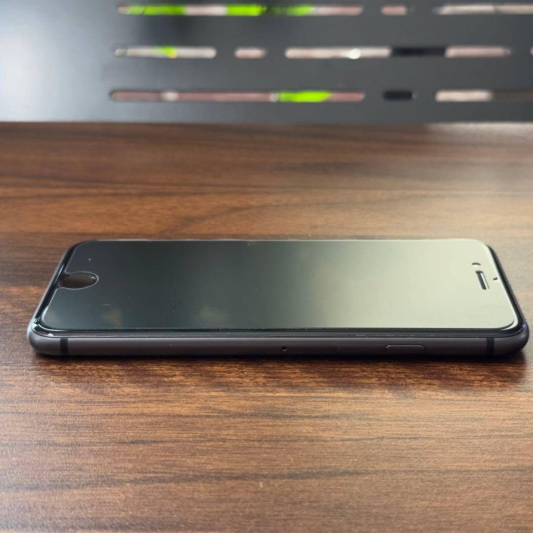 iPhone 8 64GB スペースグレイ SIMフリー バッテリー85%