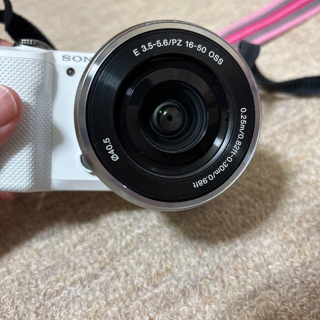SONY ミラーレス　α5000