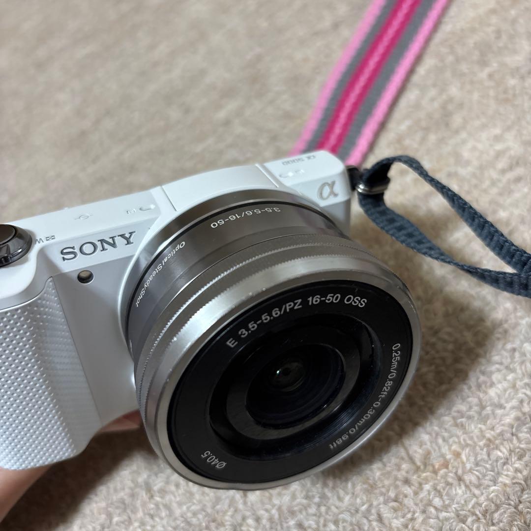 SONY ミラーレス　α5000