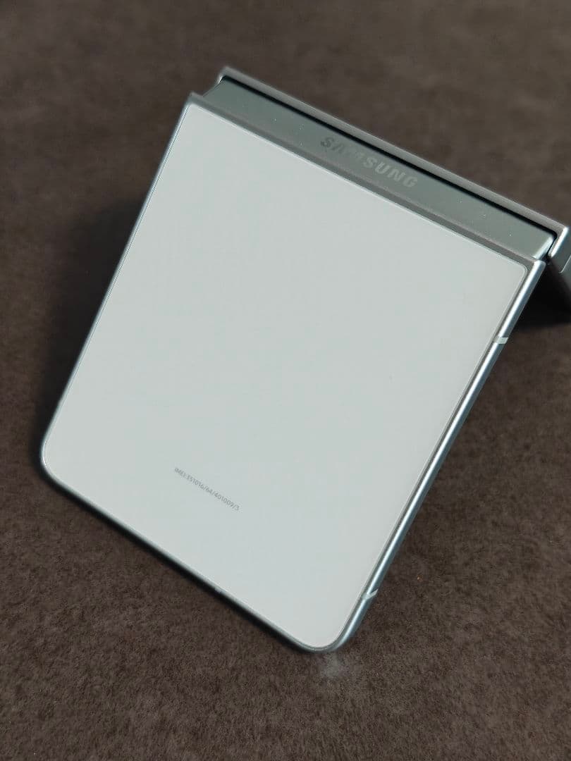 Samsung Galaxy Z Flip 7 SIMフリー