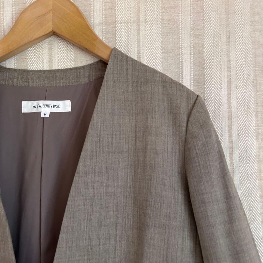 美品！NATURAL BEAUTY BASICノーカラーストレッチパンツスーツM