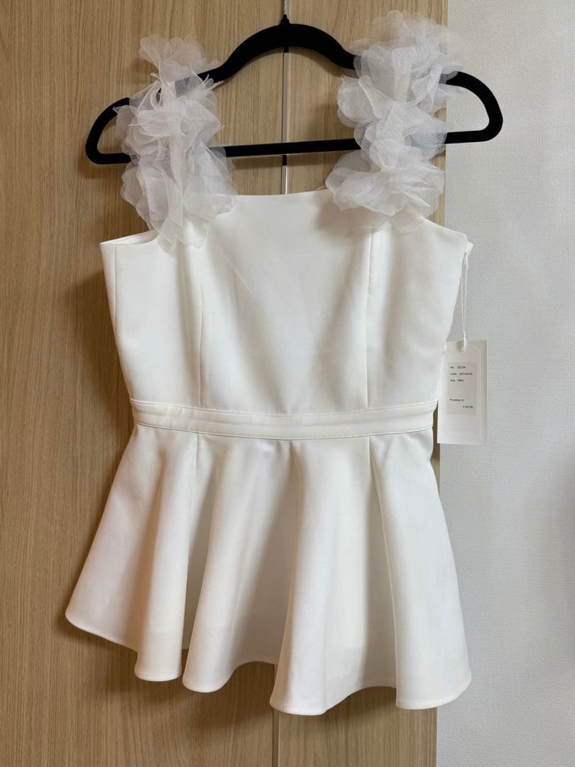 トップス MISTREASS 3D-Flower Strap Peplum Tunic